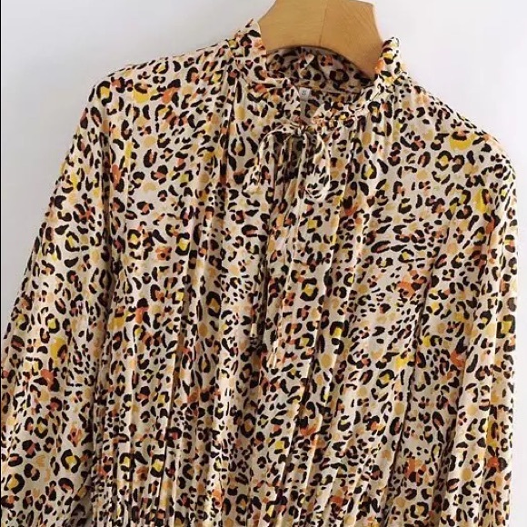 LAST ONE Leopard Print Chic Ruffle Dress - Picture 6 of 16